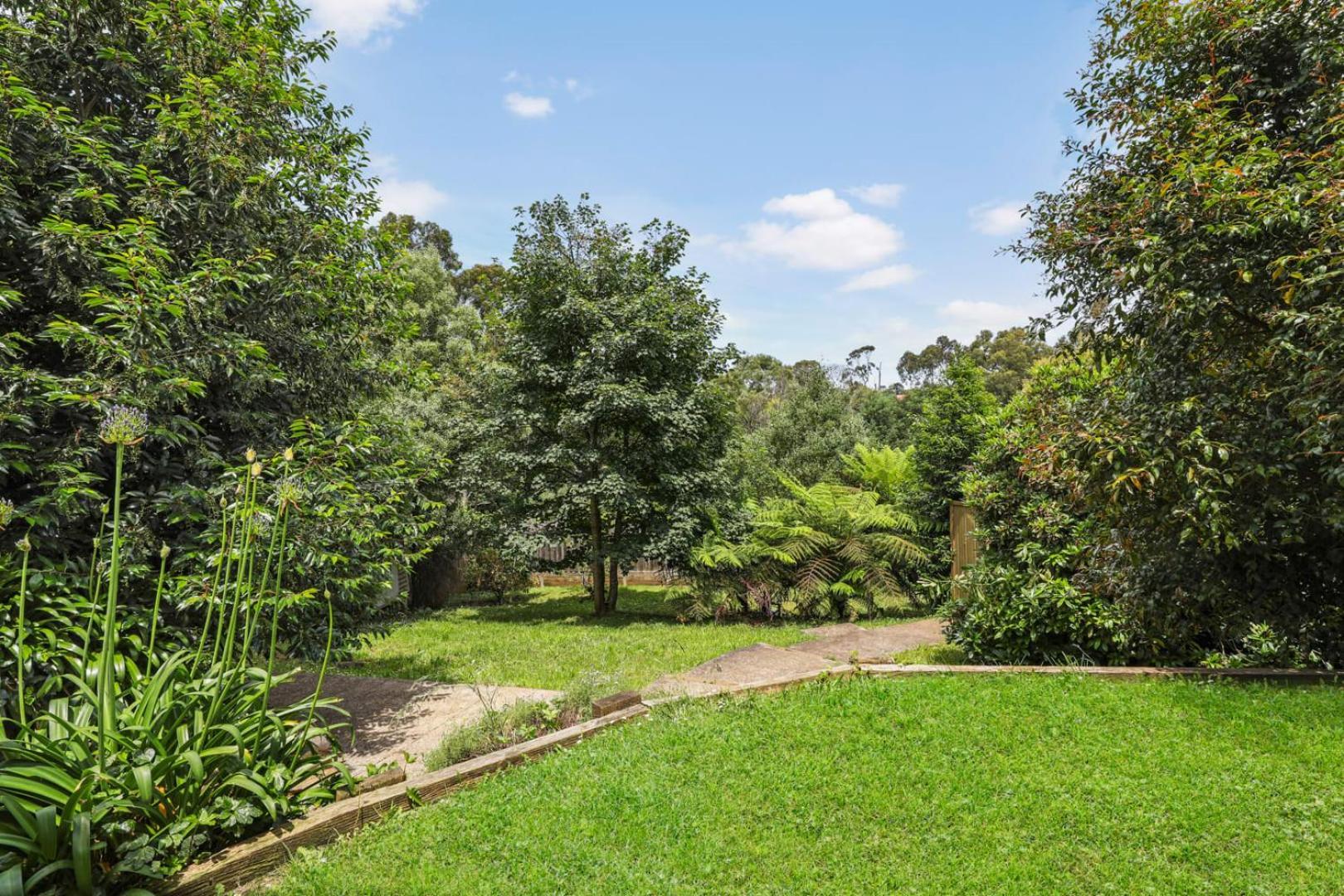 Charming Retreat In Monbulk Located In The Dandeno Villa Exterior photo